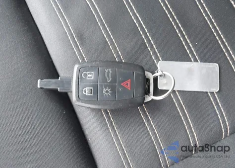 2009 Volvo S40 2.4I из США, поврежденный, VIN YV1MS390992434056